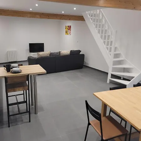 Vakantiehuis Les Maisons Bareyre - Grandes Maisons Avec Terrasse