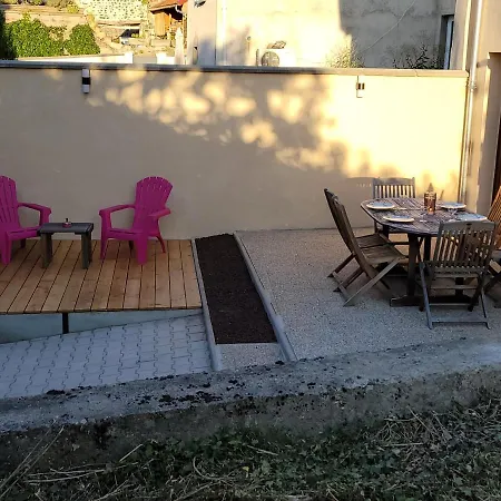 Holiday home Les Maisons Bareyre - Grandes Maisons Avec Terrasse Saint-Sandoux