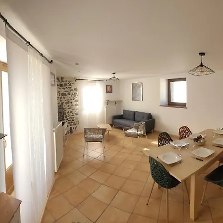 Holiday home Les Maisons Bareyre - Grandes Maisons Avec Terrasse
