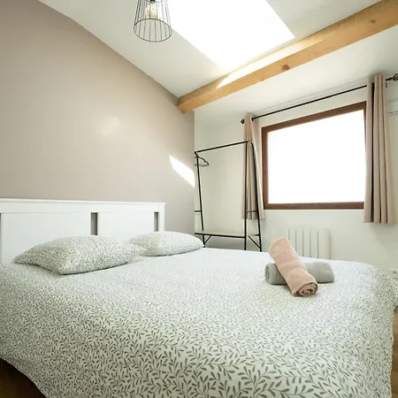 Holiday home Les Maisons Bareyre - Grandes Maisons Avec Terrasse