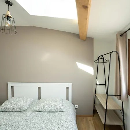 Les Maisons Bareyre - Grandes Maisons Avec Terrasse *