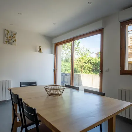 Les Maisons Bareyre - Grandes Maisons Avec Terrasse *