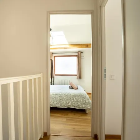 Holiday home Les Maisons Bareyre - Grandes Maisons Avec Terrasse Saint-Sandoux