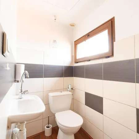 Les Maisons Bareyre - Grandes Maisons Avec Terrasse Holiday home Saint-Sandoux