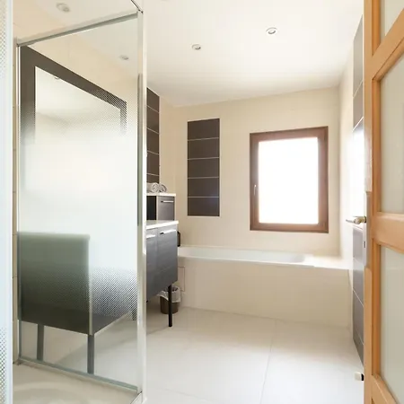 Les Maisons Bareyre - Grandes Maisons Avec Terrasse Tatil Evi *