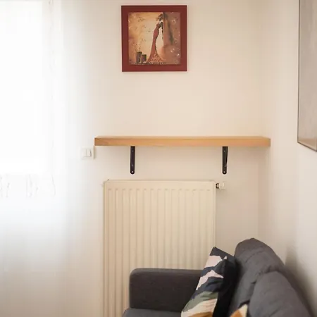 Holiday home Les Maisons Bareyre - Grandes Maisons Avec Terrasse Saint-Sandoux